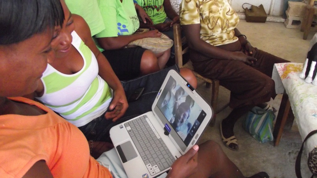 Haitian Women Introduced to the Internet